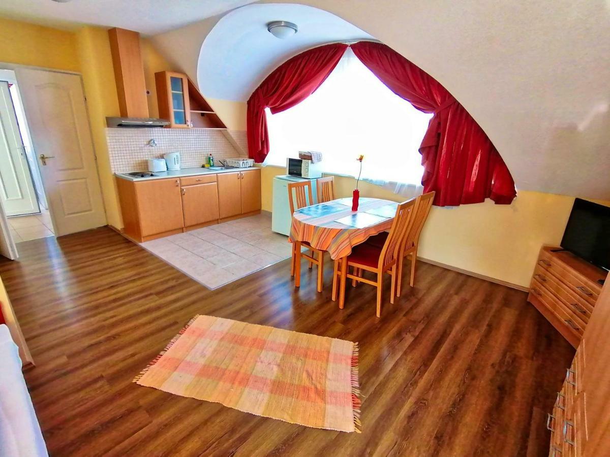 Villa Aida Apartman Hajdúszoboszló Zewnętrze zdjęcie