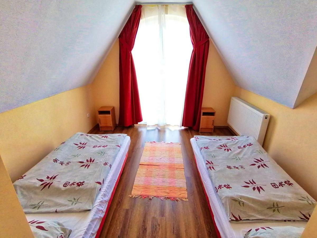 Villa Aida Apartman Hajdúszoboszló Zewnętrze zdjęcie