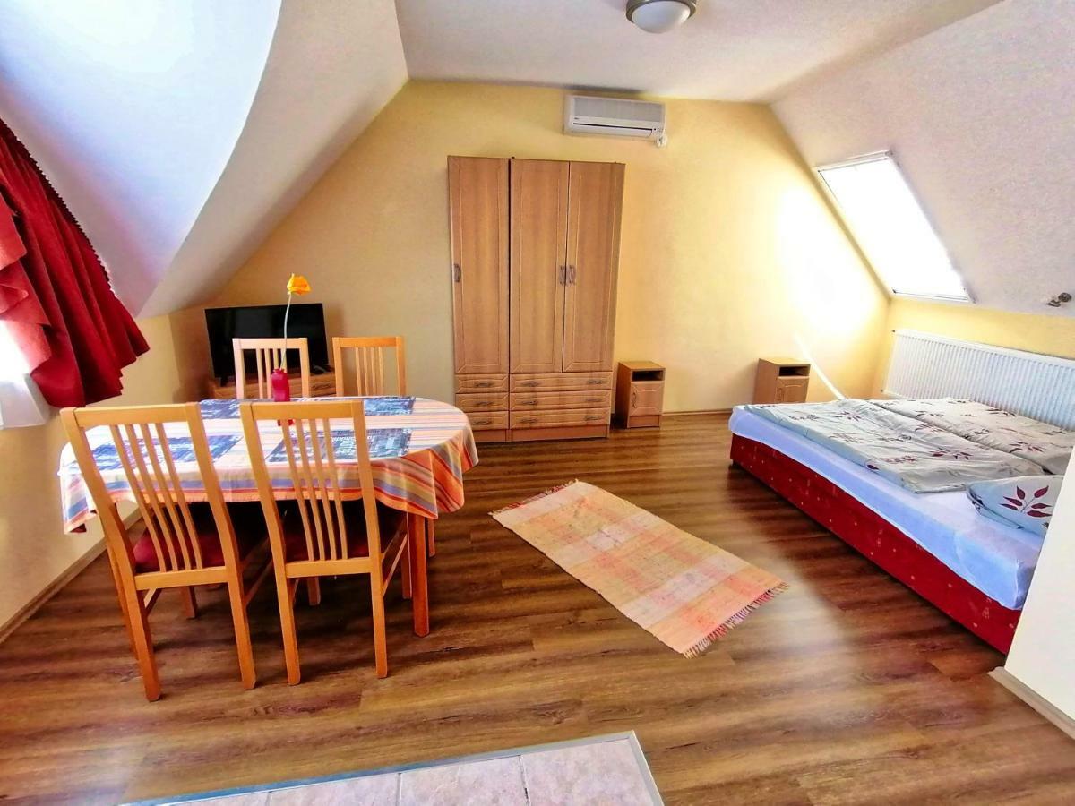 Villa Aida Apartman Hajdúszoboszló Zewnętrze zdjęcie