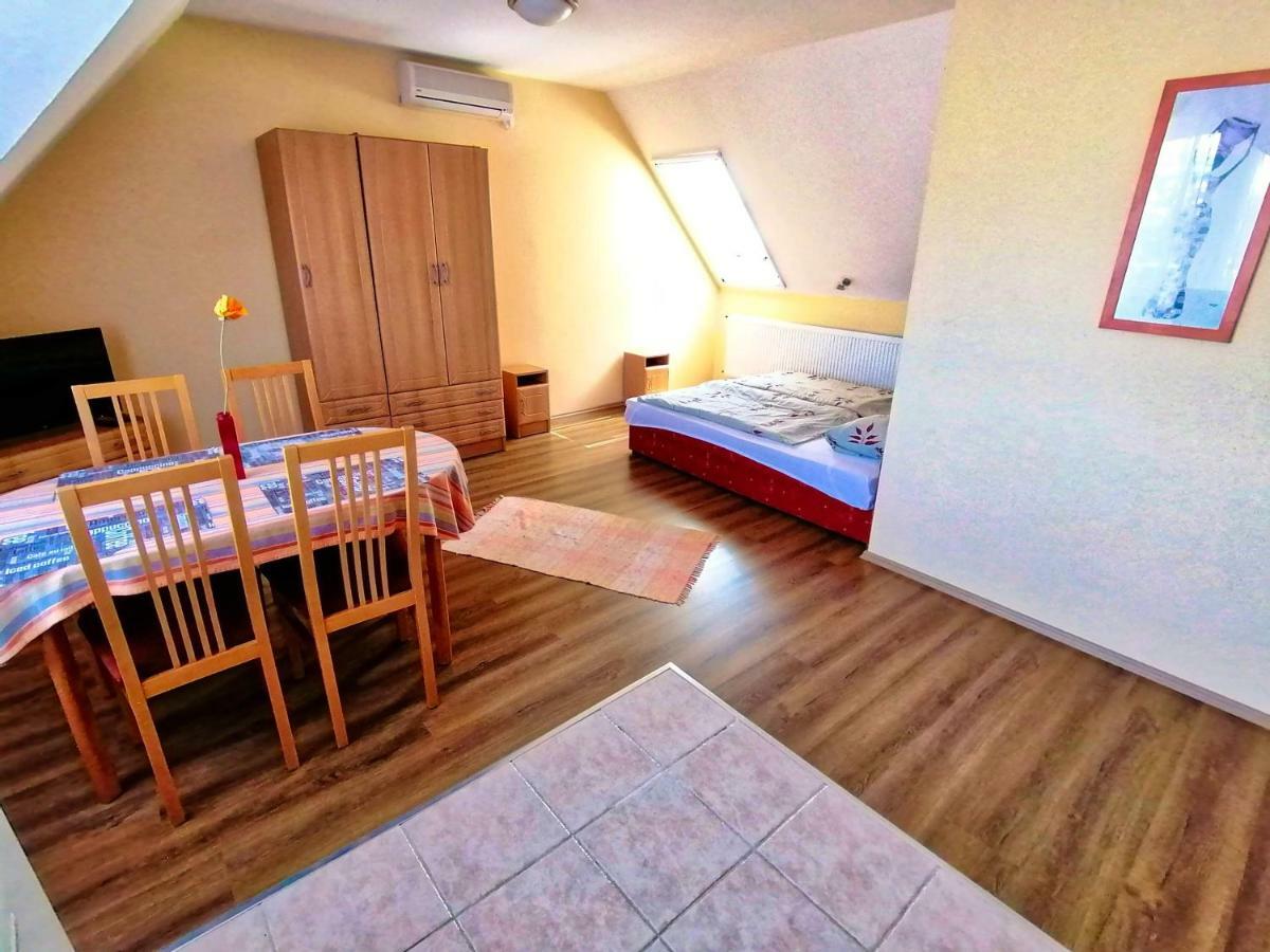 Villa Aida Apartman Hajdúszoboszló Zewnętrze zdjęcie