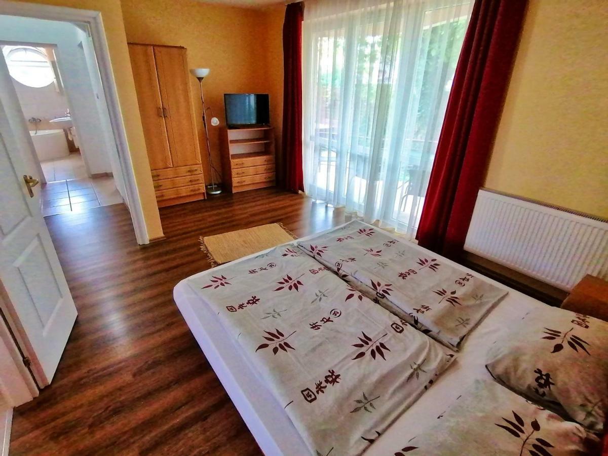 Villa Aida Apartman Hajdúszoboszló Zewnętrze zdjęcie