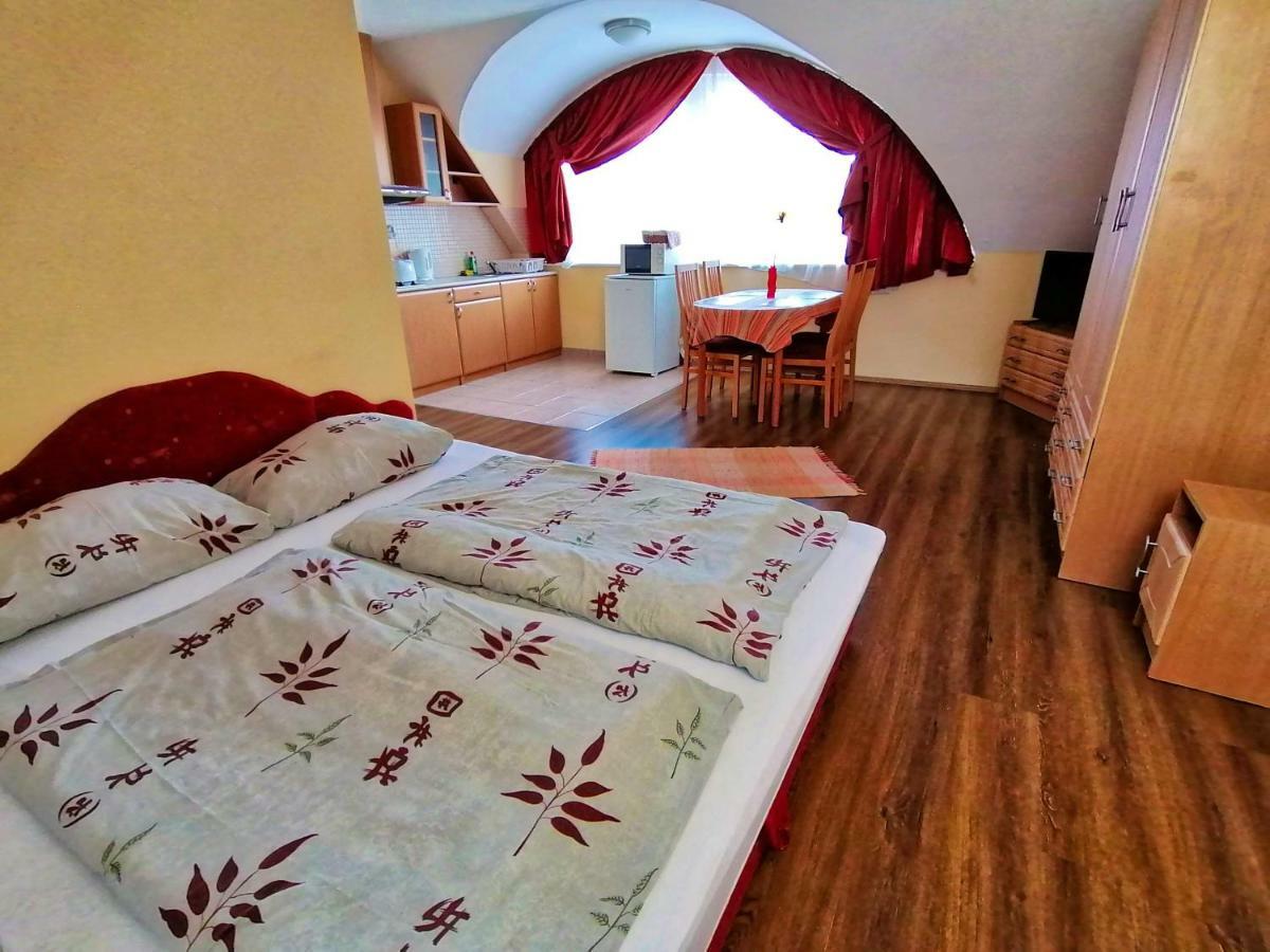 Villa Aida Apartman Hajdúszoboszló Zewnętrze zdjęcie