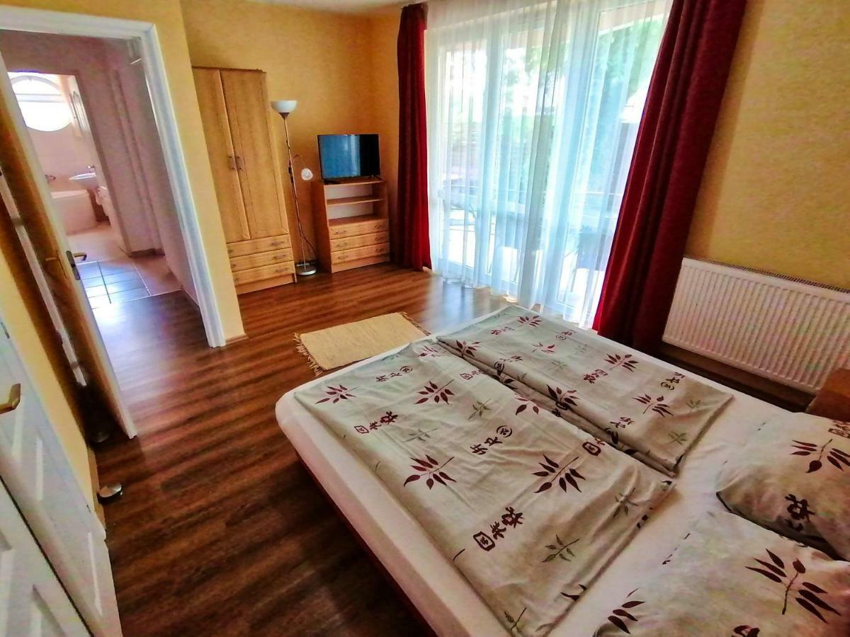 Villa Aida Apartman Hajdúszoboszló Zewnętrze zdjęcie