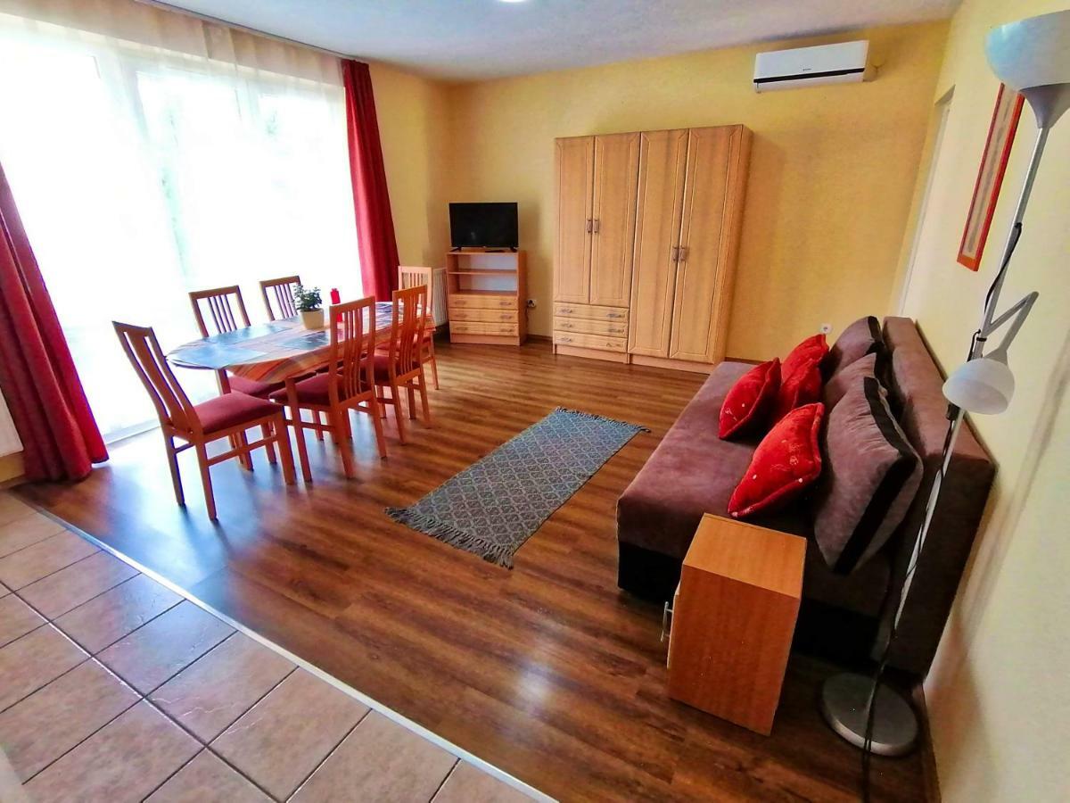 Villa Aida Apartman Hajdúszoboszló Zewnętrze zdjęcie