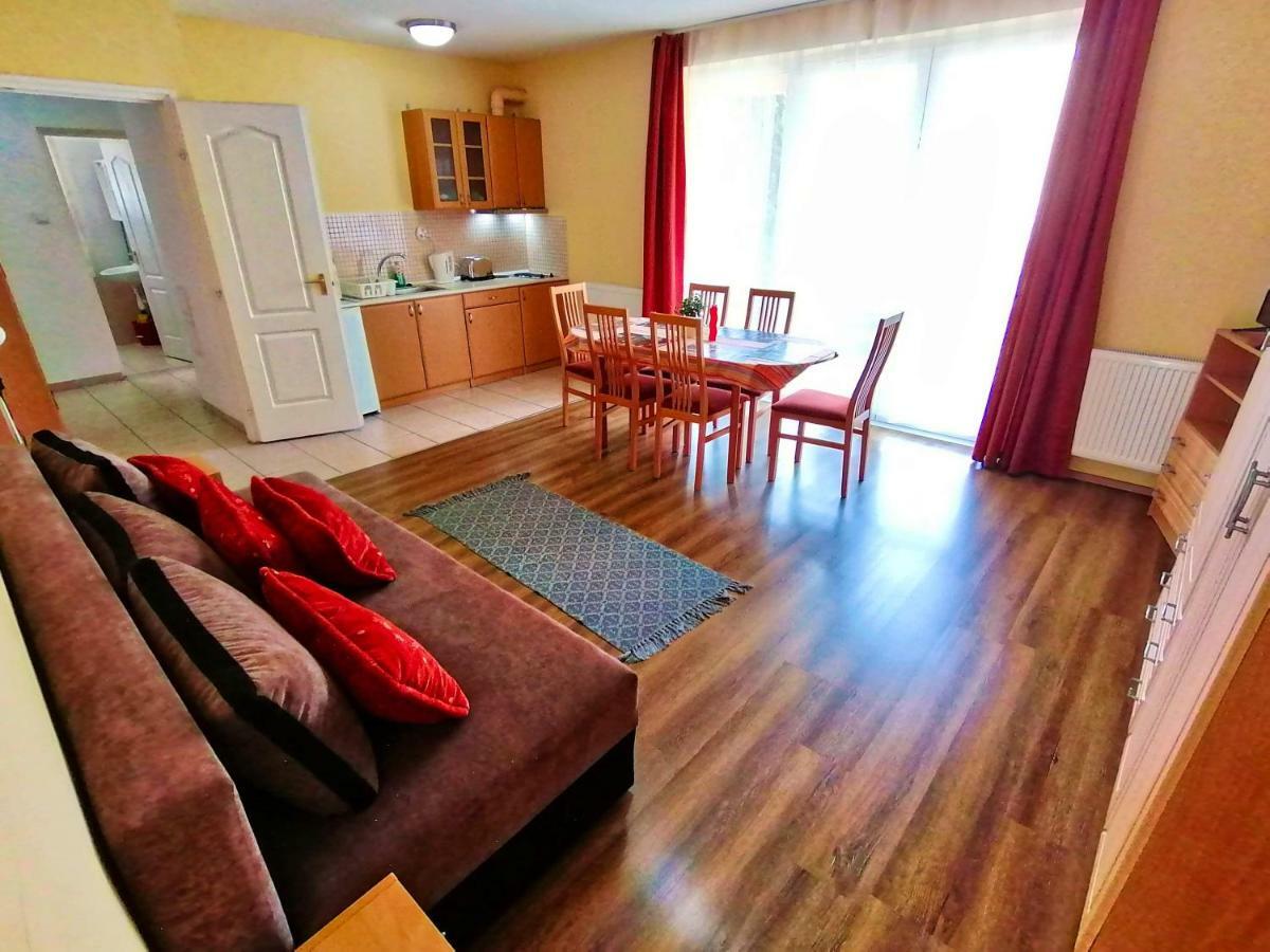 Villa Aida Apartman Hajdúszoboszló Zewnętrze zdjęcie